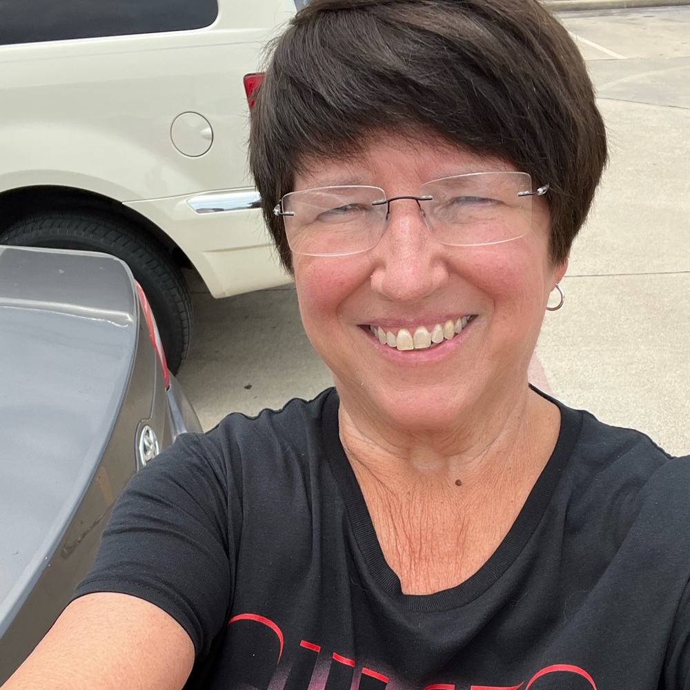 Meet your Posher, Kimberly